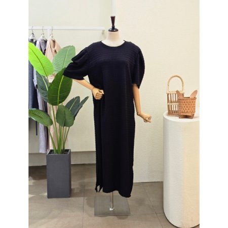 텐션 라운드넥 롱 원피스