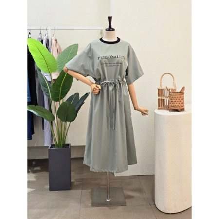 클래식 레터링 스트링 원피스