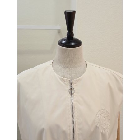 볼륨 라운드 집업 베스트