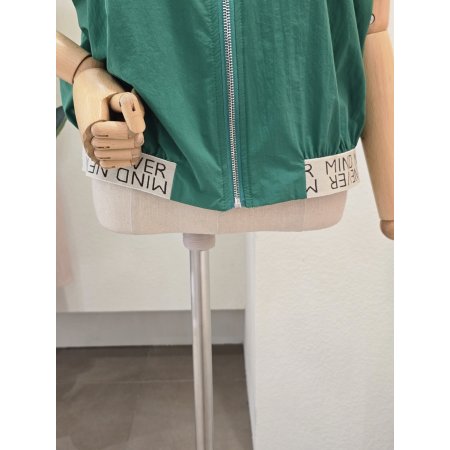 레터링 후드 집업 베스트