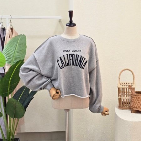 컷팅 크롭 맨투맨 티셔츠