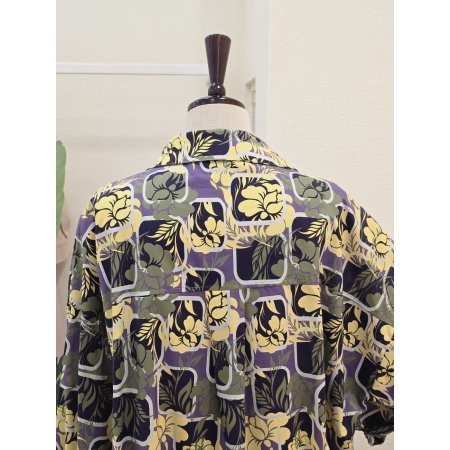 포토 플라워 카라넥 블라우스