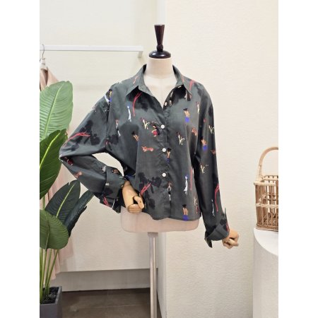 소나무 패턴 카라넥 블라우스