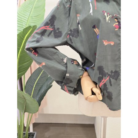 소나무 패턴 카라넥 블라우스