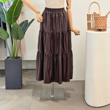 레더 캉캉 플레어 롱스커트