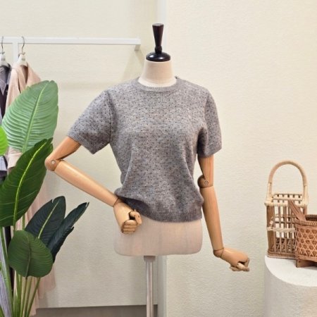 작은 도트 라운드 니트