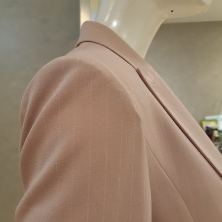 세로패턴벨트라인자켓