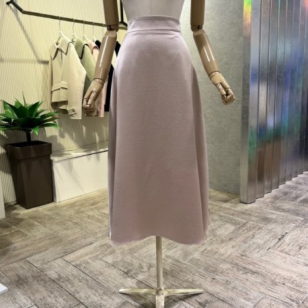 새틴 A라인 롱 스커트