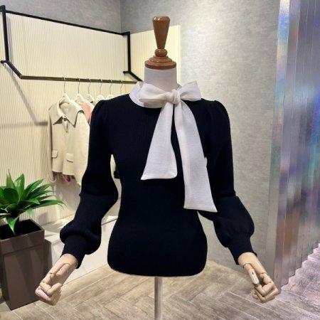쉬폰 넥 리본 배색 셔링 니트