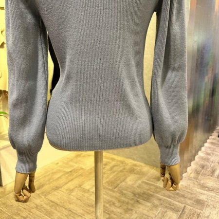 쉬폰 넥 리본 배색 셔링 니트