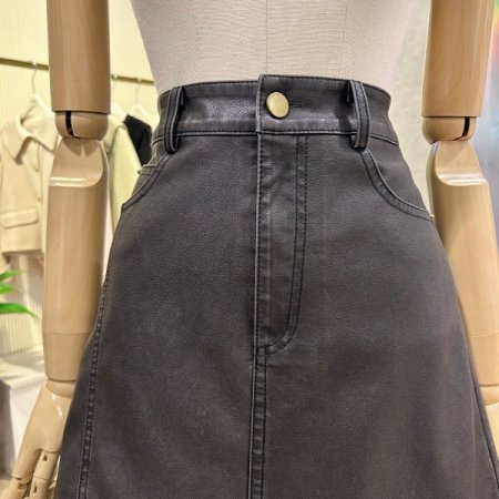 A라인 레더 미니 스커트