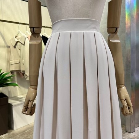 백 밴딩 플리츠 롱 스커트
