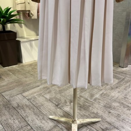 백 밴딩 플리츠 롱 스커트