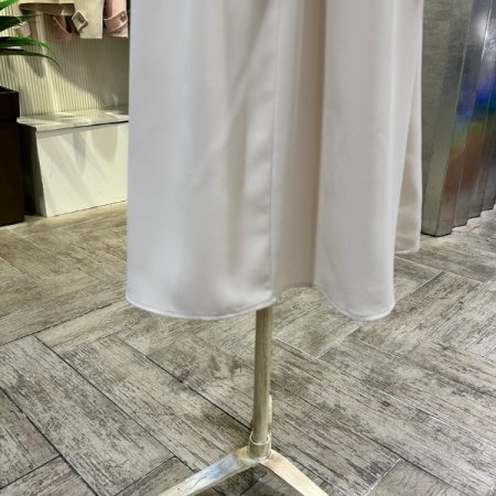 백 밴딩 플리츠 롱 스커트