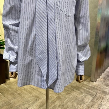 언발 스트라이프 박시 셔츠