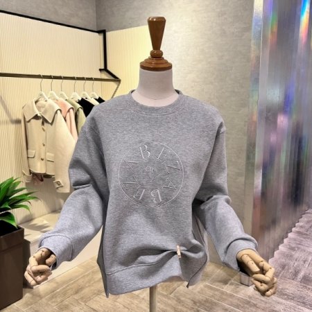 자수 마크 맨투맨 티셔츠