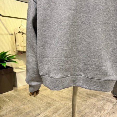 자수 마크 맨투맨 티셔츠