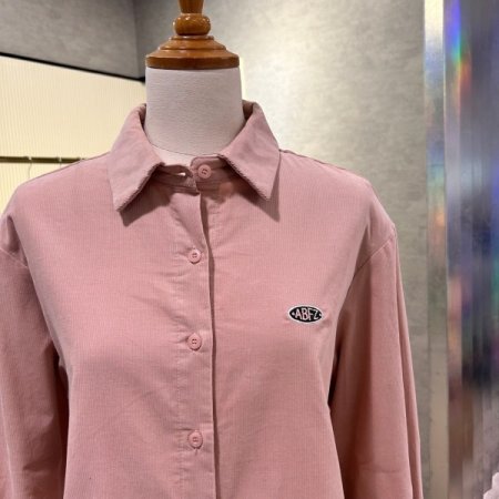 잔 골덴 자수 마크 셔츠