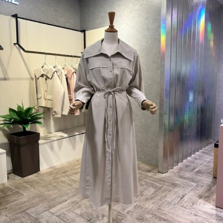 백 플리츠 빅 카라 롱 원피스