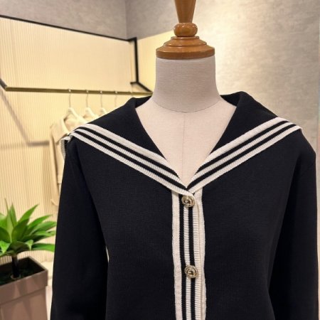 세일러 카라 라인 배색 가디건