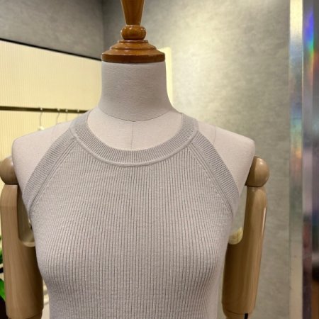 크롭 민소매 니트