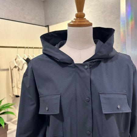 언발 지퍼 후드 점퍼