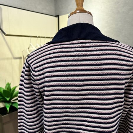 배색 투톤 카라 니트