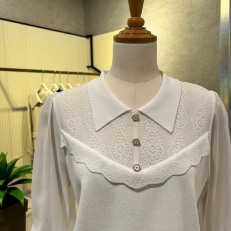 카라 시스루 소매 니트