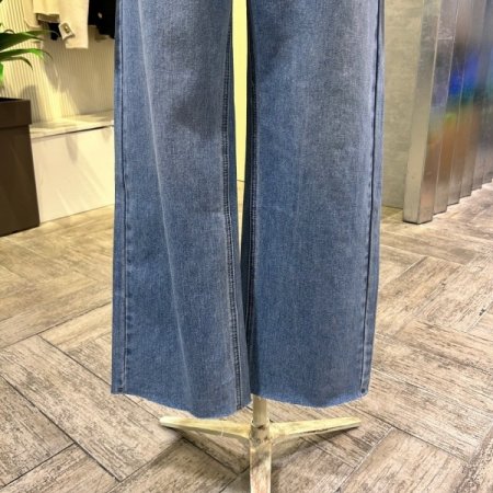 통 일자 해지 데님 팬츠