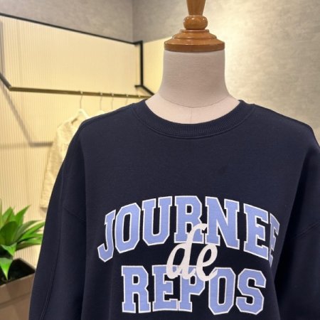 라운드 레터링 티셔츠