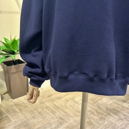 라운드 레터링 티셔츠