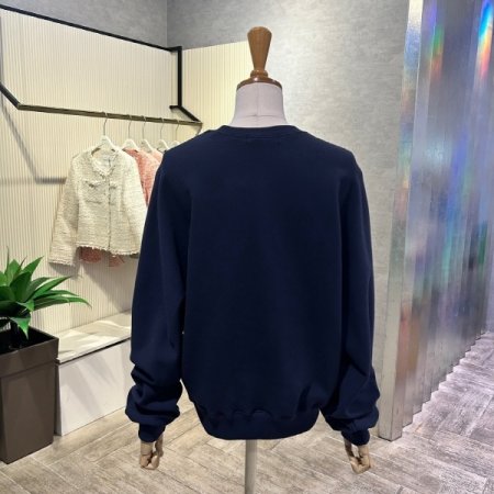 라운드 레터링 티셔츠