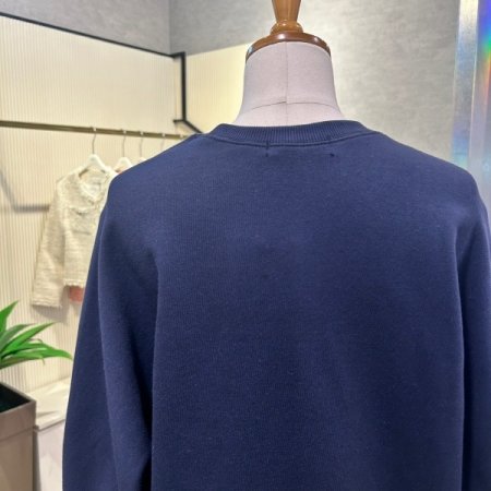 라운드 레터링 티셔츠