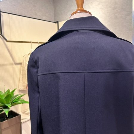 숏 더블 단추 트렌치 코트