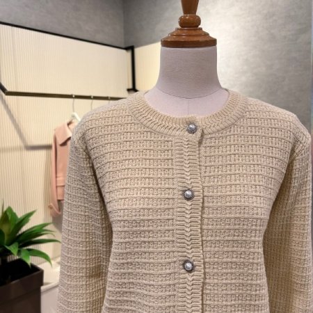 진주 단추 라운드 가디건