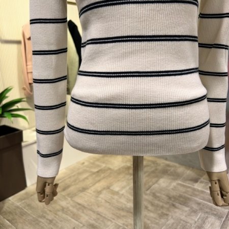 스트라이프 슬림 니트