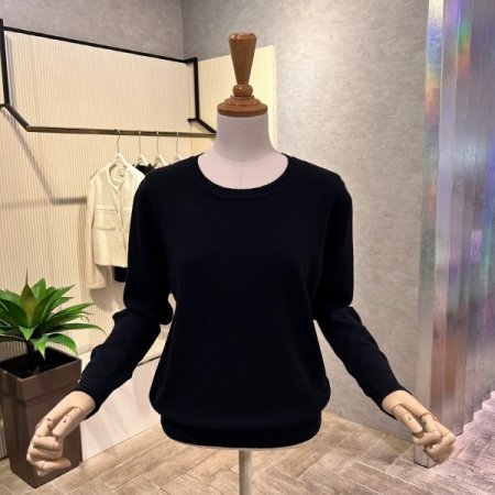 베이직 라운드 니트