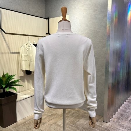 베이직 라운드 니트