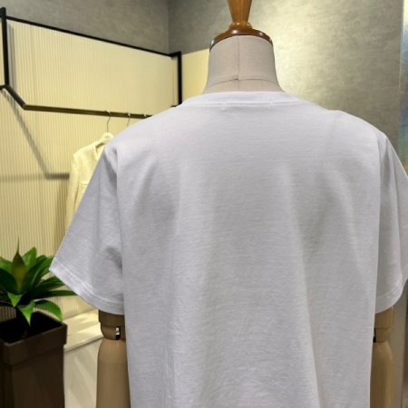 베이직 라운드 반팔 티셔츠