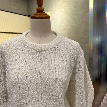 퍼프 칠부 소매 니트