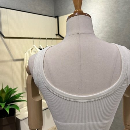 스퀘어 라인 탑 티셔츠