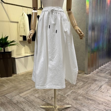 밴딩 사이드 언발 롱 스커트