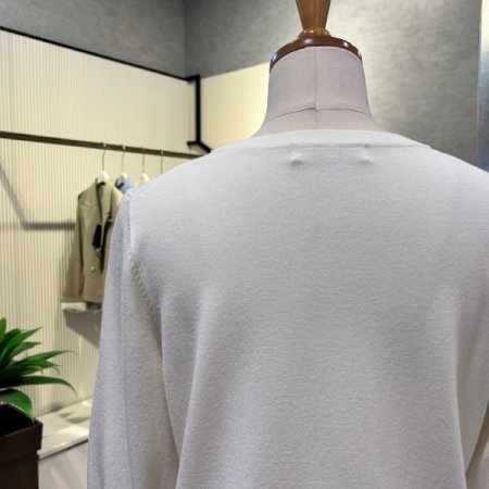 베이직 라운드 니트