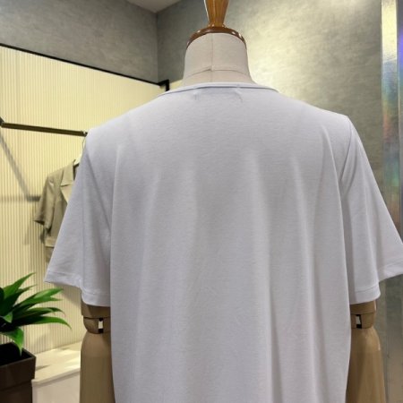 U넥 심플 티셔츠