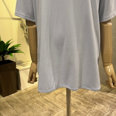 박시 언발 티셔츠