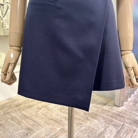 랩 라인 미니 스커트