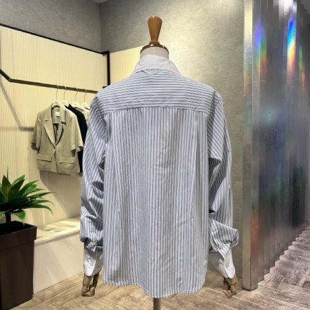 배색 카라 스트라이프 셔트