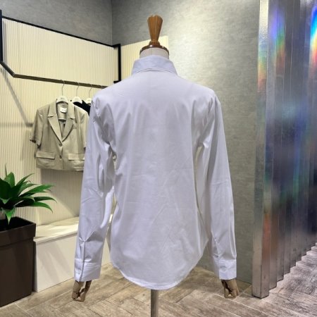 다트 라인 카라 블라우스