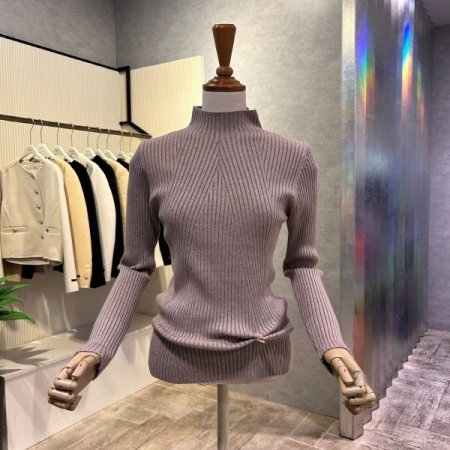 사선 골지 반 폴라 니트