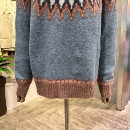 에스닉 부클 박시 니트